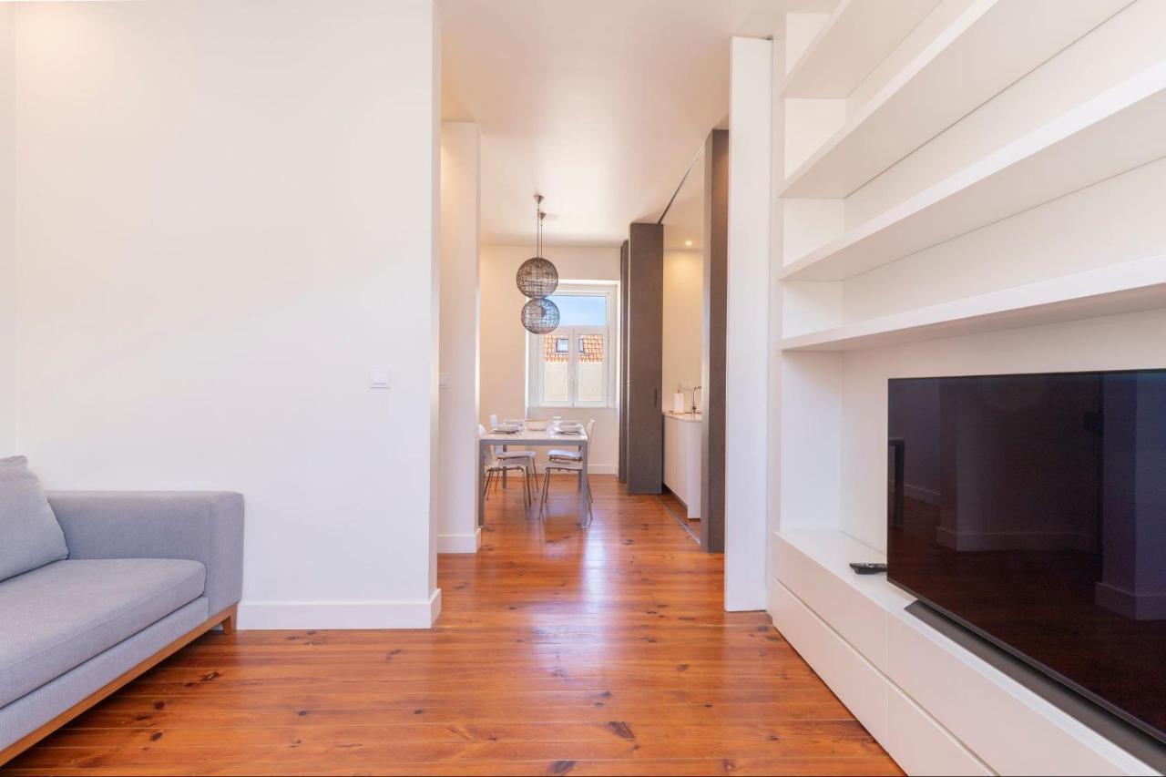Amazing 4bdr Flat In Areeiro By Lovelystay *